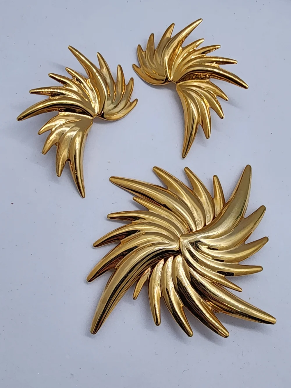 Vintage Gold Starburst Brooch & Clip On Earring Set Demi Parure